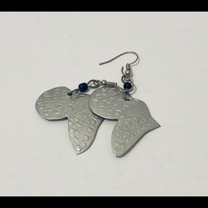 Africa shape metal earrings